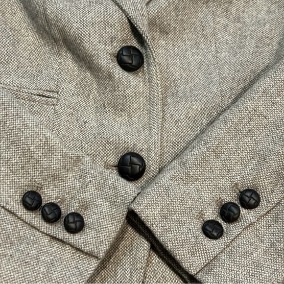 Banana Republic Factory Wool Blend Tweed Blazer size 2 Double Button Oatmeal - Picture 4 of 9